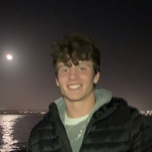 Meet your Posher, Justin